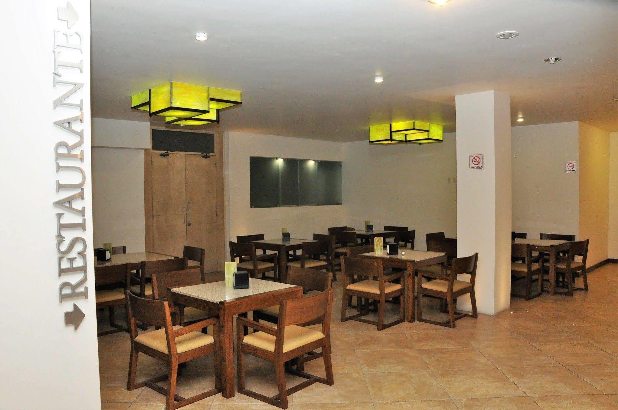 Hotel El Monte Salamanca Eksteriør billede