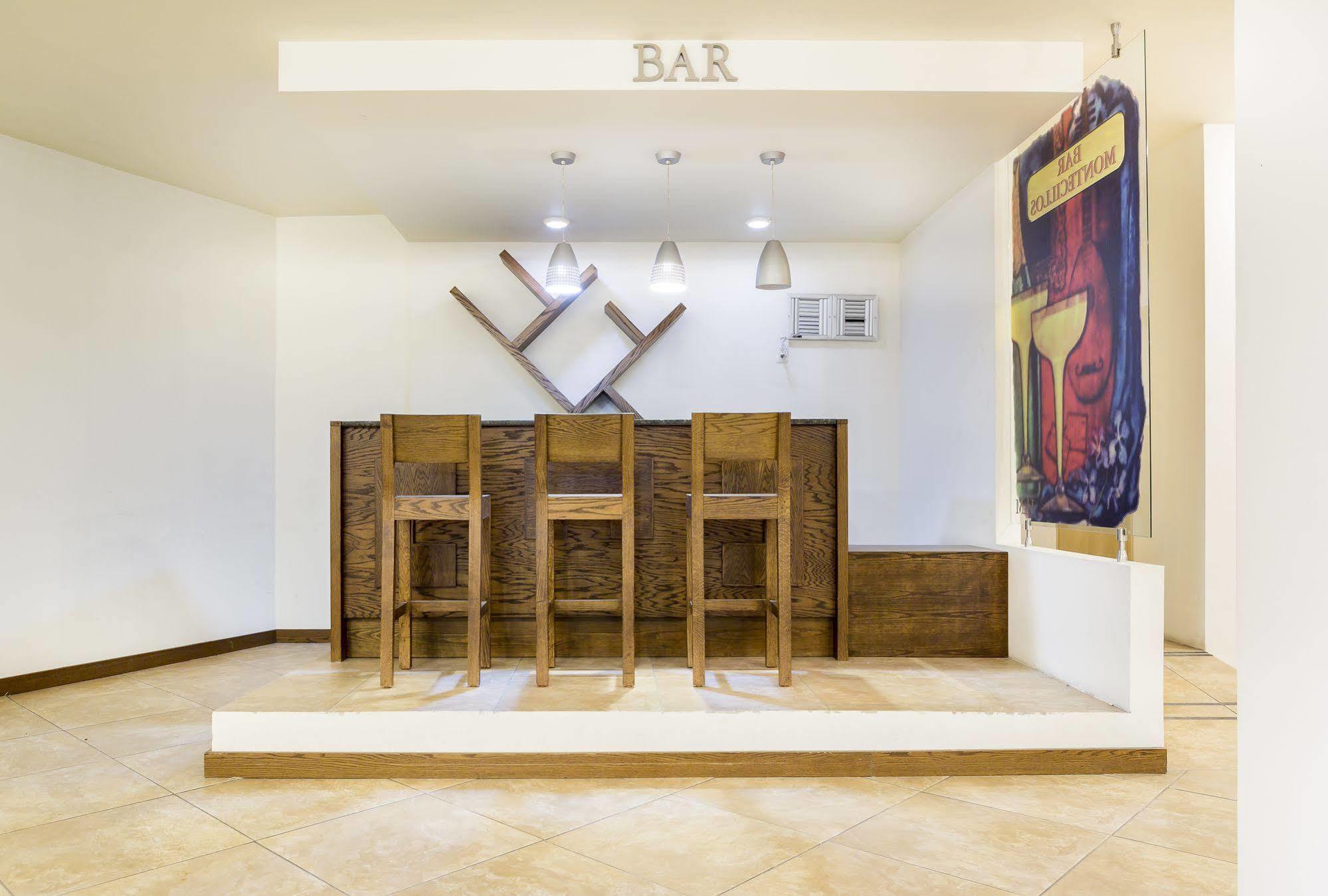 Hotel El Monte Salamanca Eksteriør billede